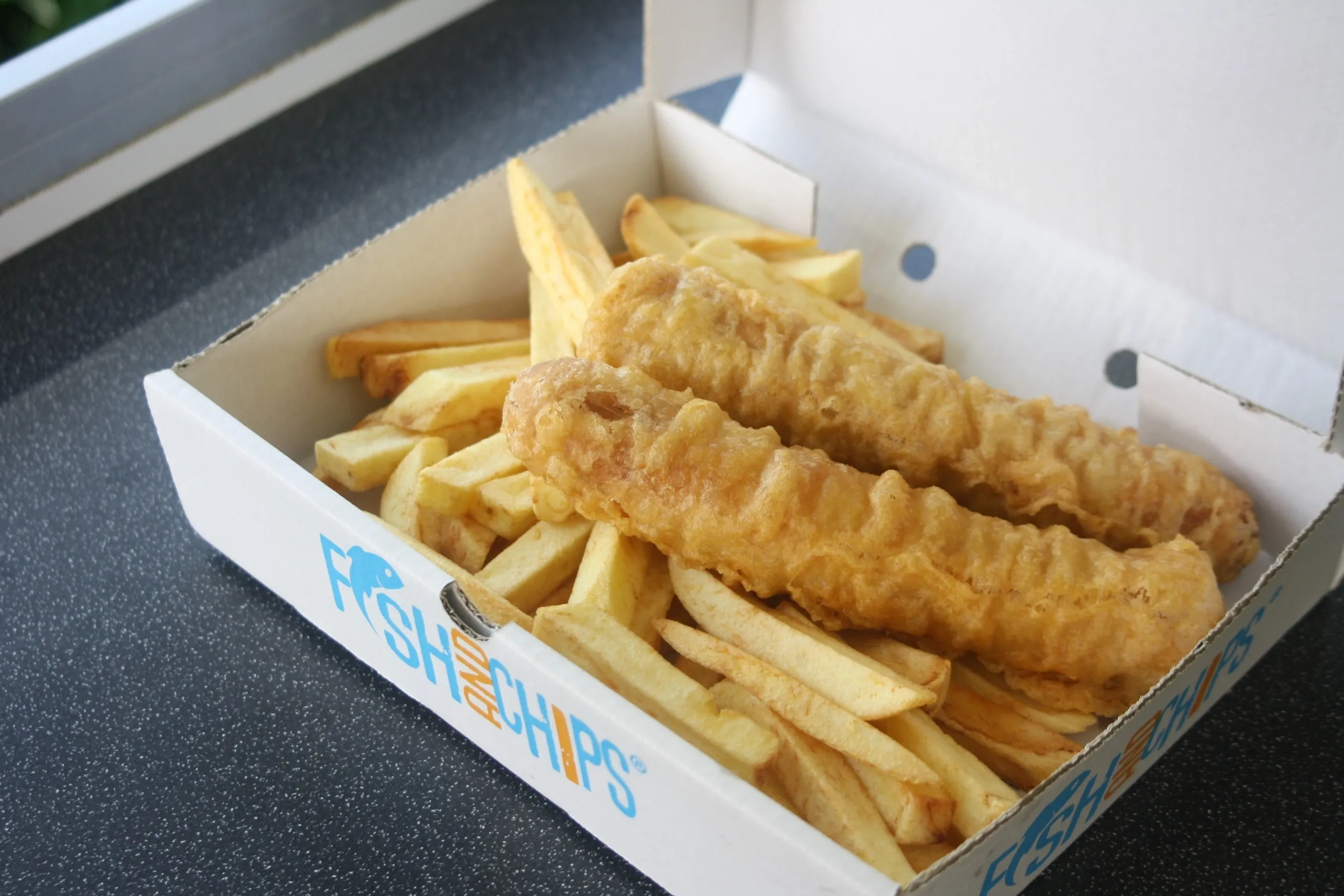 Jumbo Sausage & Chips
